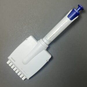 Rainin Pipet Lite XLS 100-1200ul 8 Channel Pipette L-1200 ( 17014496 )